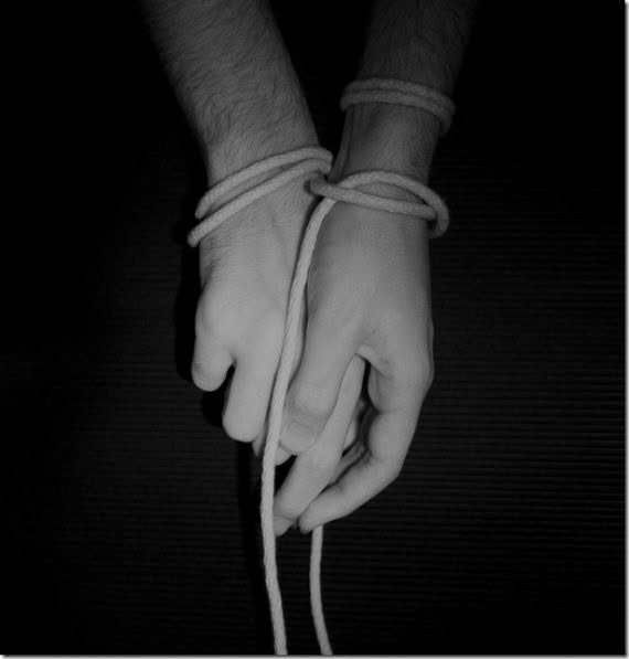 4 Joys to Grasp when your ‘Hands are Tied’